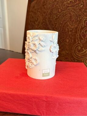 *NEW* PERI HOME White Faux Marble Floral Tumbler Cup / Toothbrush Holder